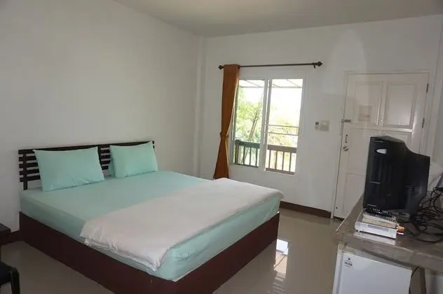 Standard King Bed