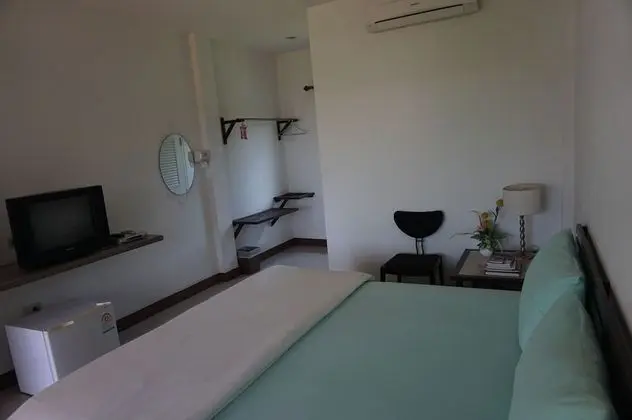Standard King Bed