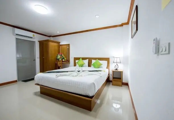 Standard King Room