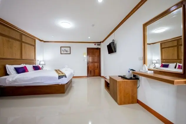 Standard King Room