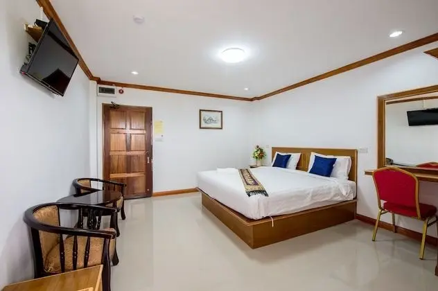 Standard King Room