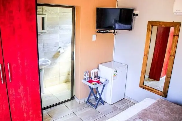 Standard Tek Büyük Yataklı Oda