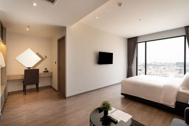 Deluxe Tek Büyük Yataklı Oda