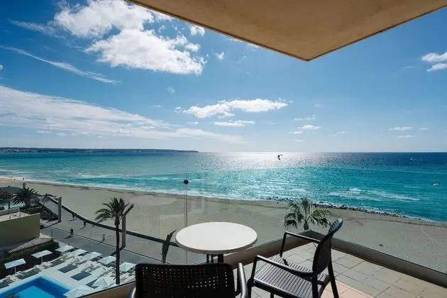 Junior Süit, Balkon, Deniz Manzaralı