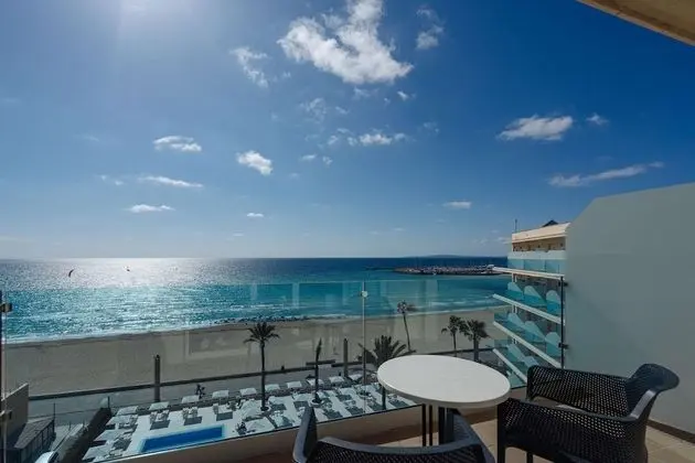 Superior Tek Büyük Yataklı Oda, Balkon, Deniz Manzaralı