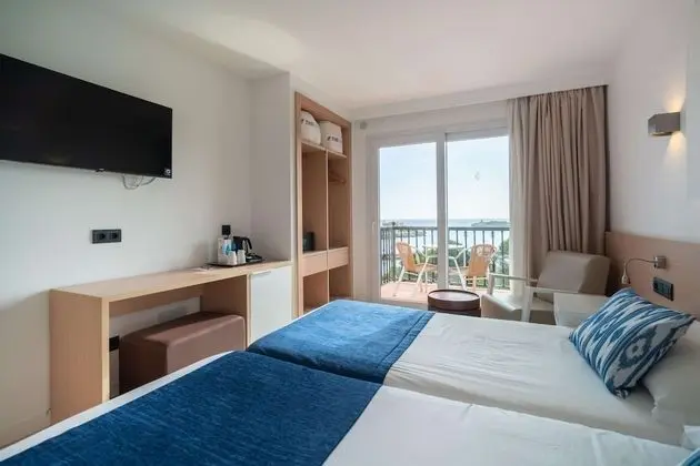 İki Ayrı Yataklı Oda, Balkon, Deniz Manzaralı