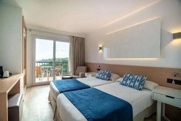 İki Ayrı Yataklı Oda, Balkon, Deniz Manzaralı