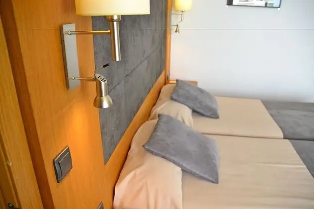 Tek Büyük Yataklı Oda, Deniz Manzaralı (1 adult + 2 children)