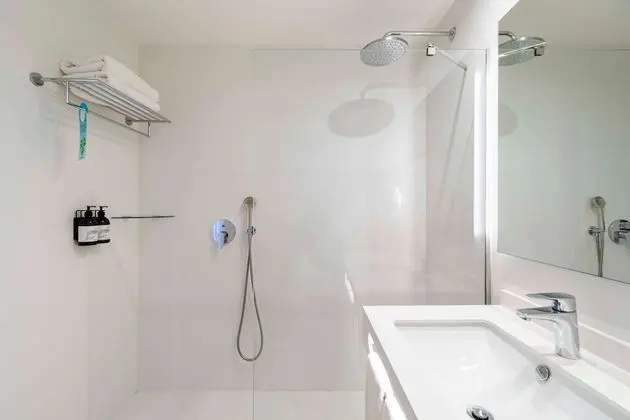 Superior Büyük Yataklı Tek Kişilik Oda, Balkon