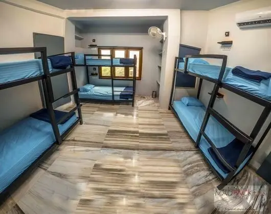 Comfort Ortak Ranzalı Oda, Tepe Manzaralı