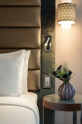 Deluxe Tek Büyük Yataklı Oda, 1 Çift Kişilik Yatak, Şehir Manzaralı