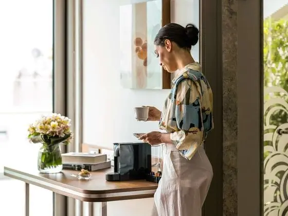 Deluxe Tek Büyük Yataklı Oda, 1 Çift Kişilik Yatak, Şehir Manzaralı