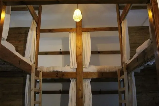 Ortak Ranzalı Oda, Karma Ranzalı Oda