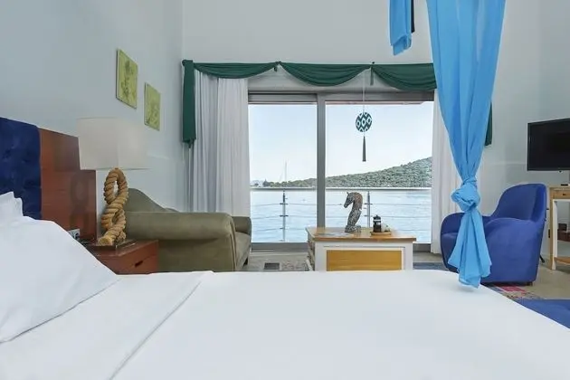 Deluxe Oda, Jakuzi, Deniz Manzaralı