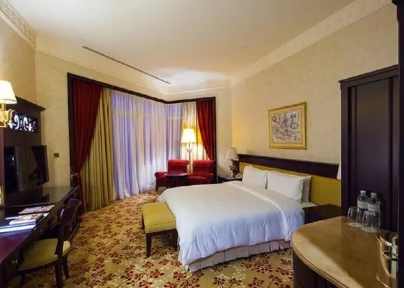 1 Çift Kişilik Veya 2 Tek Kişilik Yatak Club Deluxe