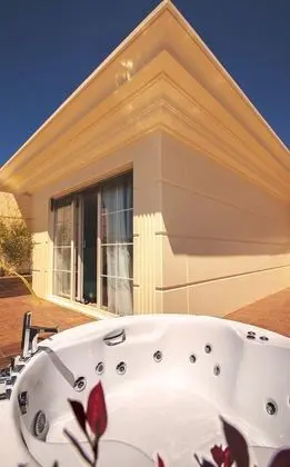 Escape Luxury River