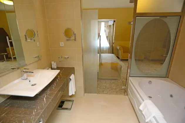 Deluxe Oda (İptal Edilemez)