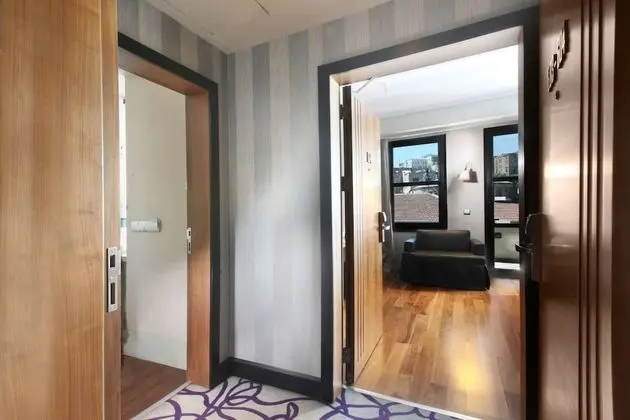 Penthouse Suite