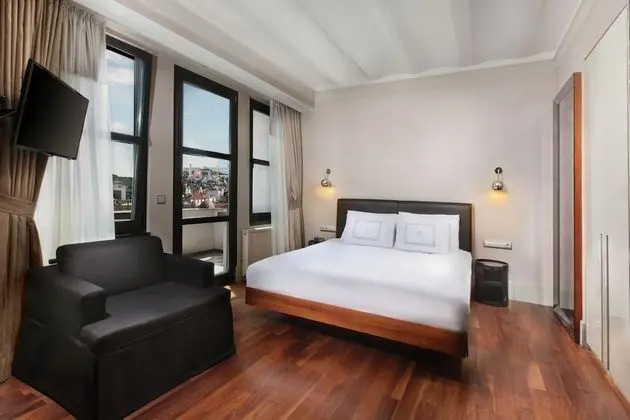 Penthouse Suite