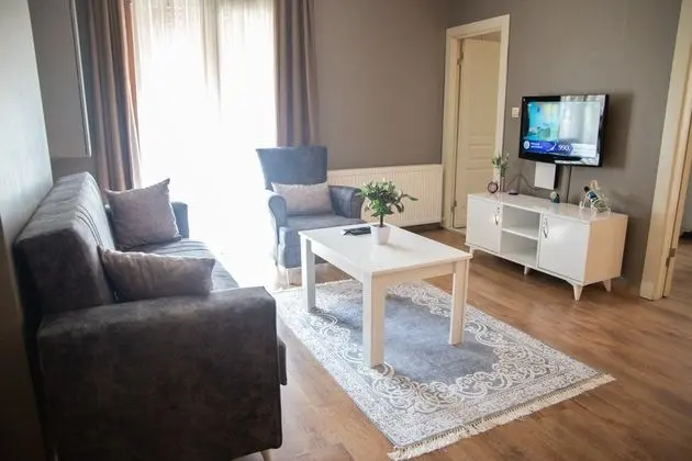 2 + 1 Suite