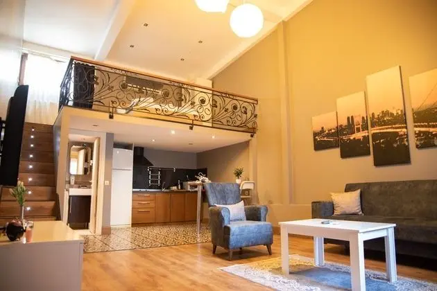 Loft Suite