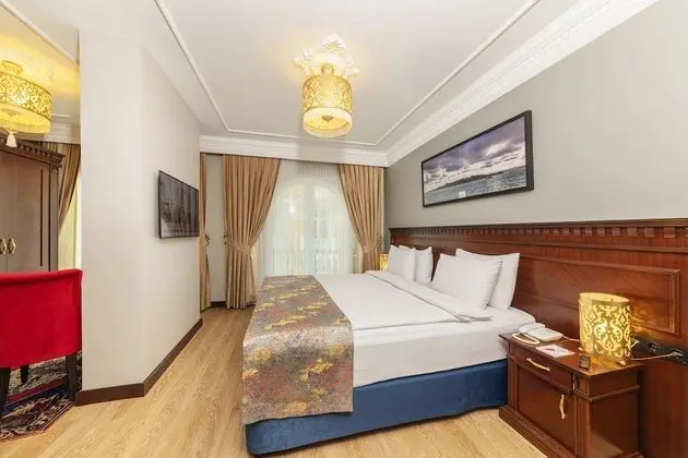 Deluxe Tek Büyük Yataklı Oda