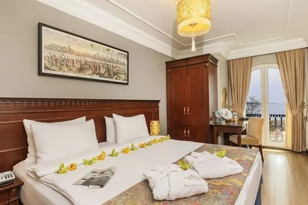 Deluxe Tek Büyük Yataklı Oda, Deniz Manzaralı