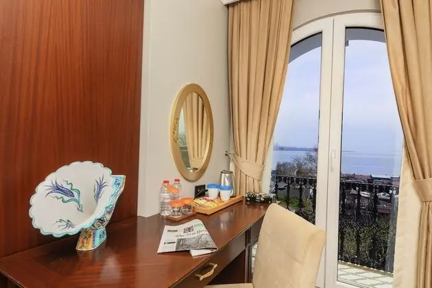 Deluxe Tek Büyük Yataklı Oda, Deniz Manzaralı