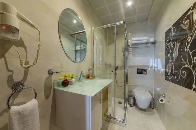 Deluxe Tek Büyük Yataklı Oda, Deniz Manzaralı