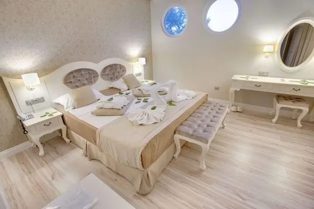 Deluxe Süit, Bahçe Manzaralı