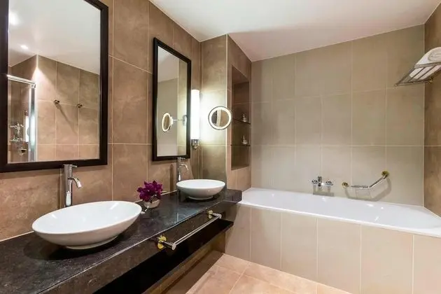 Premium Oda, 1 En Büyük (King) Boy Yatak, Sigara İçilmez (Lake Front)