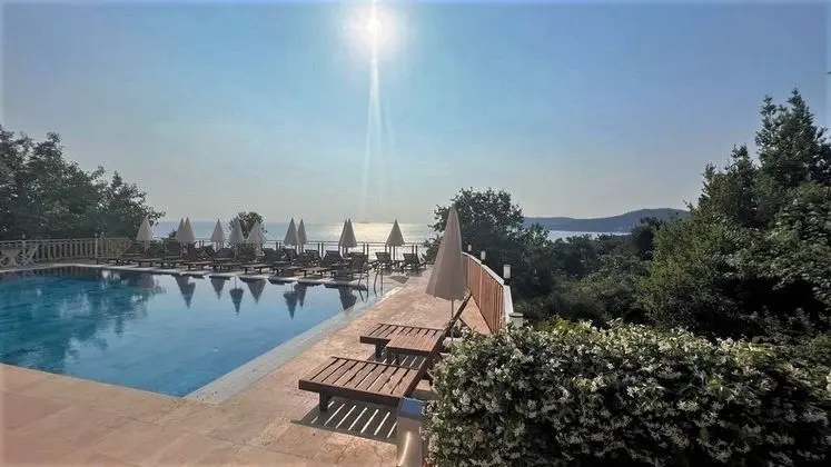 Balkonlu Deniz Manzaralı