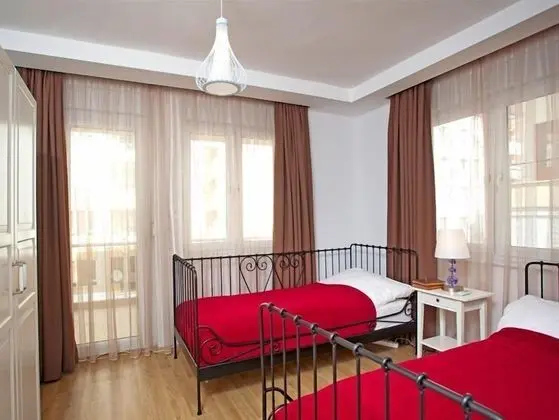 3+1 APARTMENT - ANEX BUILDING
