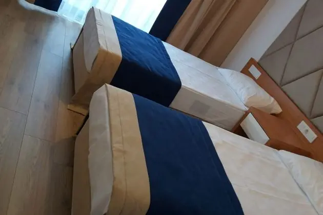Deluxe Twin Oda (İptal Edilemez)