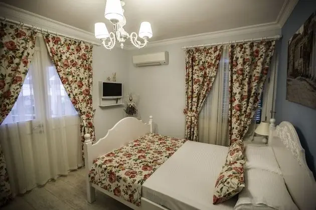 Deluxe Tek Büyük Yataklı Oda, Teras