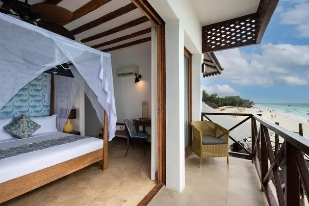 Oceanfront Cottage