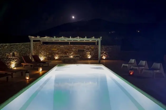 Villa, 6 Yatak Odası, Kişiye Özel Havuzlu, Deniz Manzaralı (Kea & Petra)
