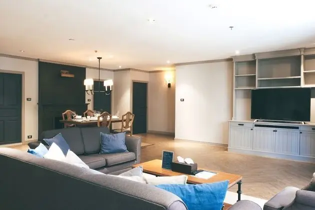 2 Bedrooms Executive Suite