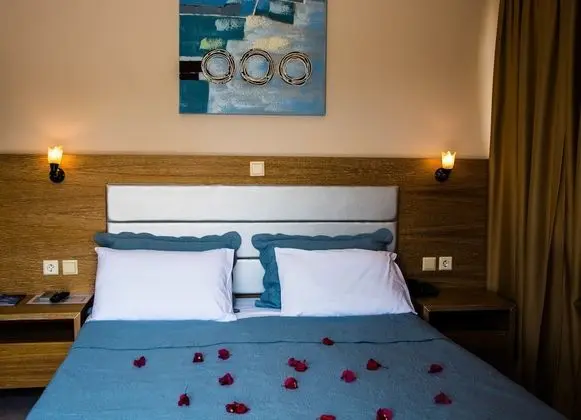 Deluxe Üç Kişilik Oda