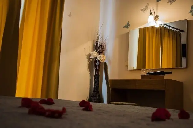 Deluxe Üç Kişilik Oda