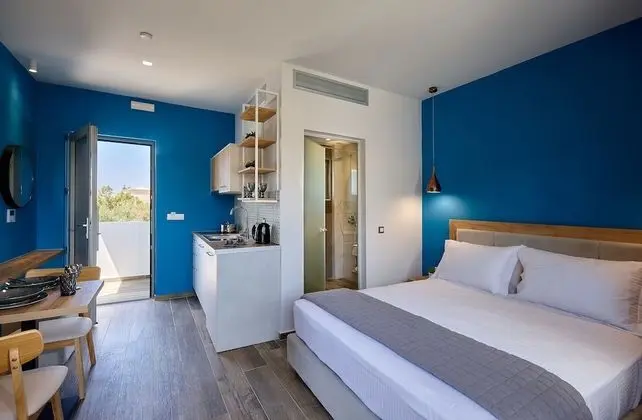 Junior Suite with Garden View