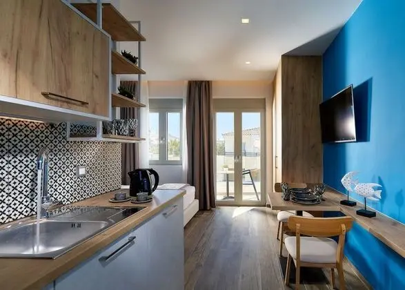 Junior Suite with Garden View
