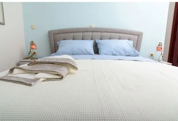 Panoramic Tek Büyük Yataklı Oda