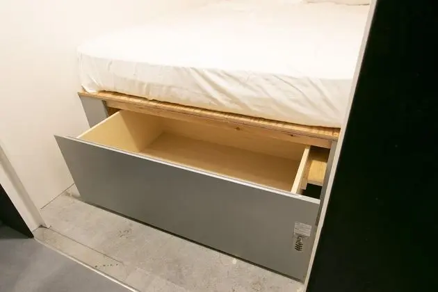 Tek Büyük Yataklı Oda (Smart Double Capsule, Female Only)