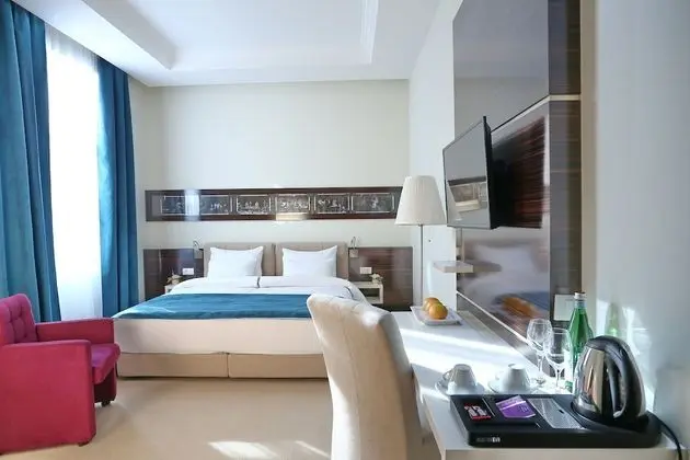 Standard Tek Büyük veya İki Ayrı Yataklı Oda