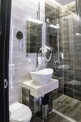 Standard Tek Büyük veya İki Ayrı Yataklı Oda