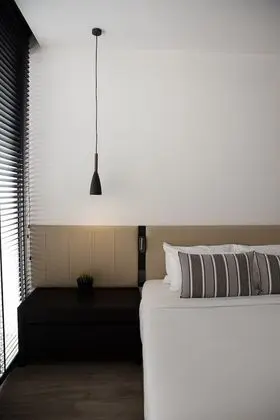 Lilit Riverfront Suite A