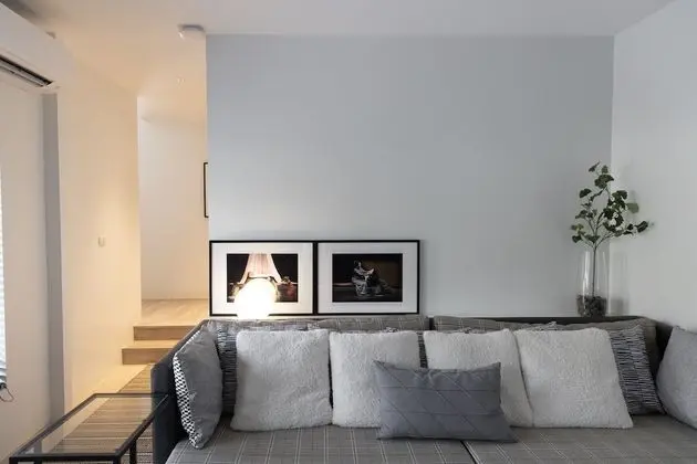 Lilit Riverfront Suite A