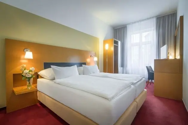 Tek Büyük Yataklı Oda (extra bed)
