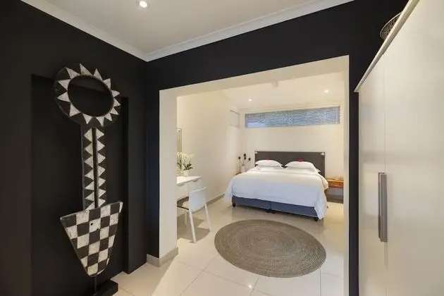 Süit (THEBLOEM SUITE TWO: DELUXE KING BED )